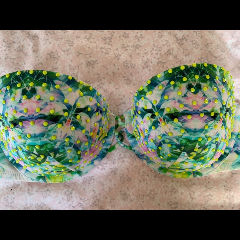 PINK VICTORIA’S SECRET BIKINI TOP